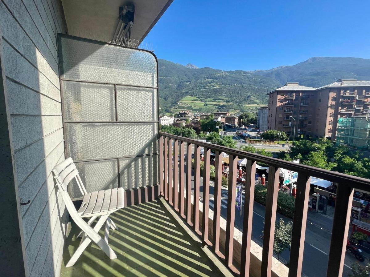 Appartamento Rustic House Aosta Esterno foto